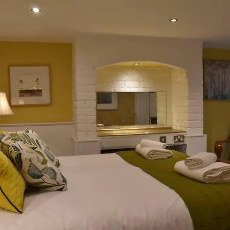 The Cheltenham, Stylish 1-Bed Victorian Apartment Harrogate Extérieur photo